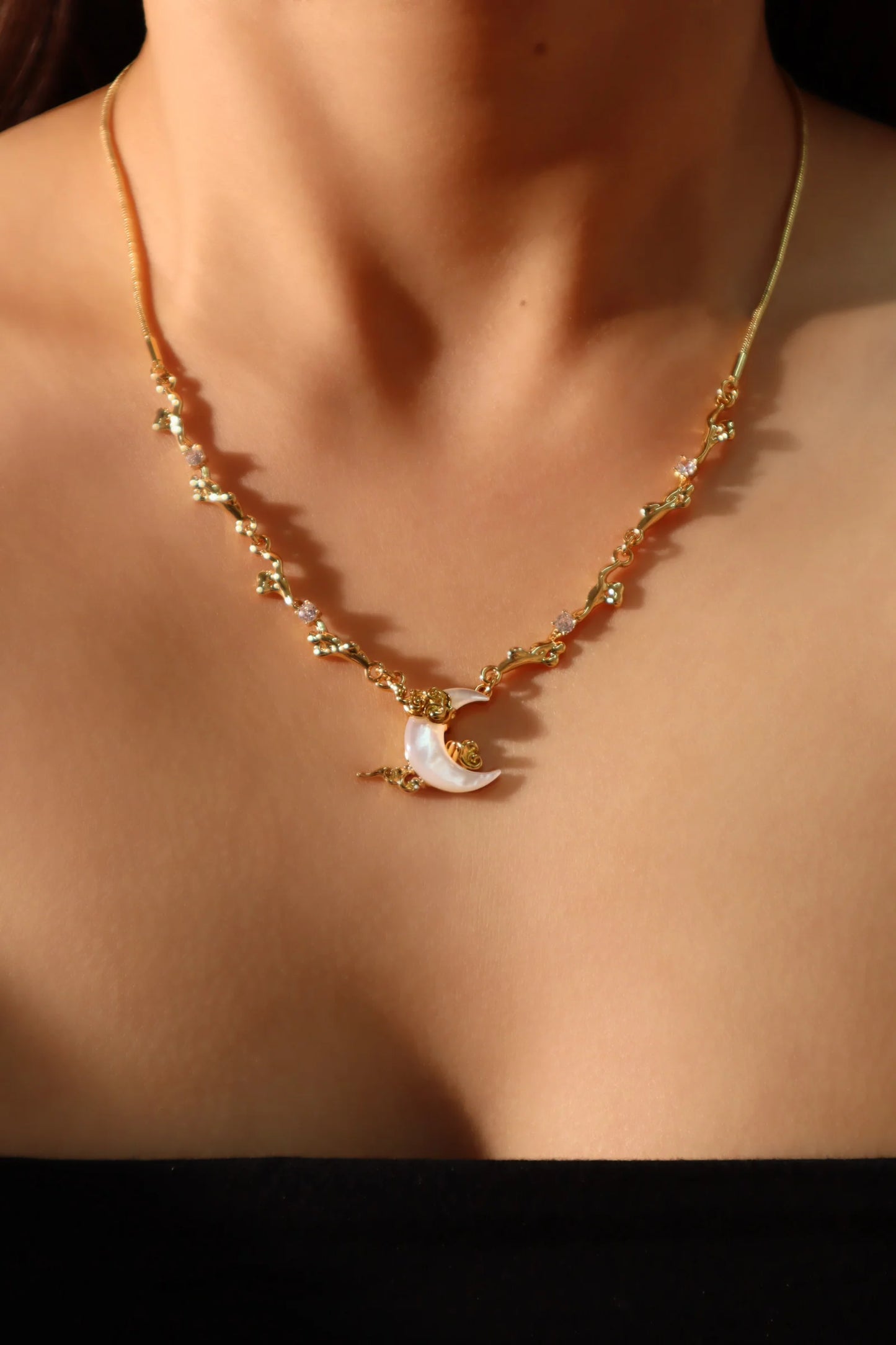 Night Court's Lullaby 18K Gold Necklace